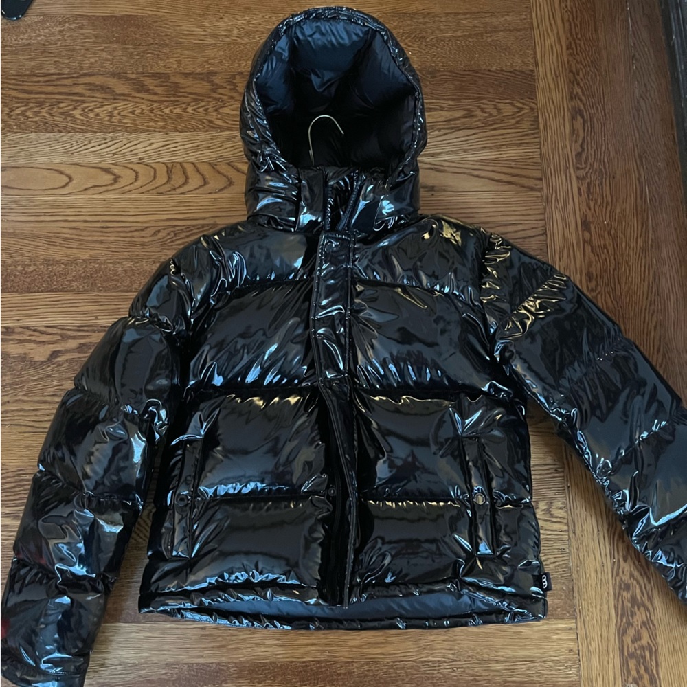Aritzia Super Puff Black